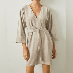 BCBGMAXAZRIA Faux Suede 3/4 Sleeve V-Neck Belted Dress